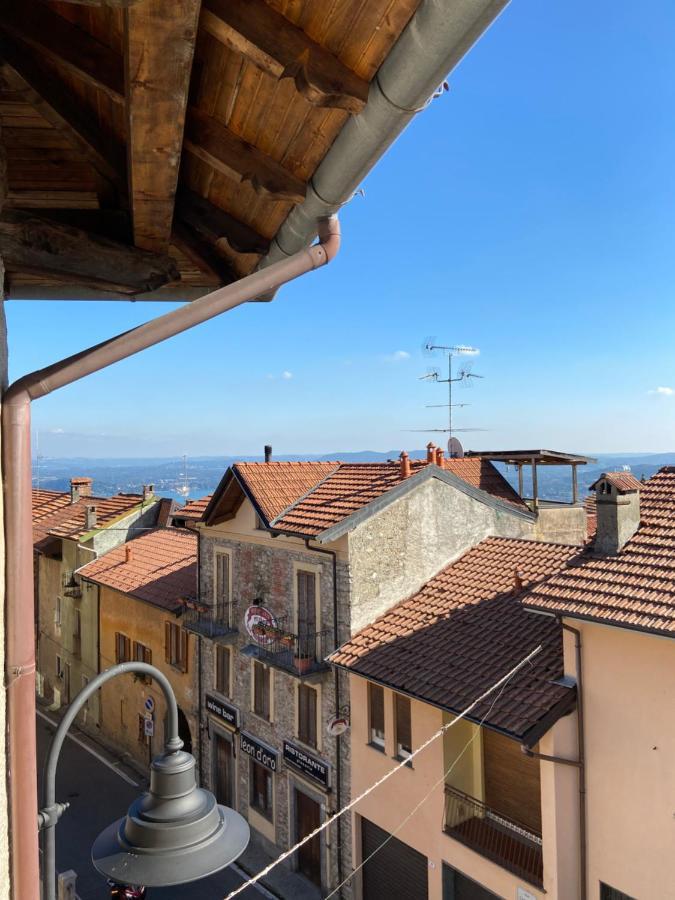 Il Nido Di Tiffany Lägenhet Massino Visconti Exteriör bild